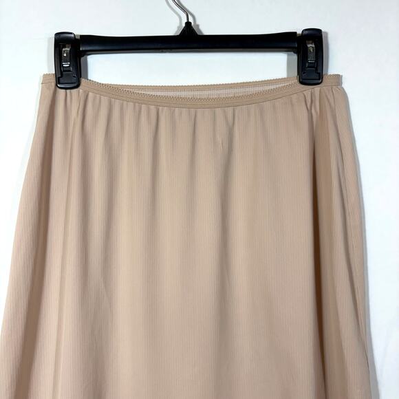 Vintage Cream Beige Half Slip 26" Wide Lace Strip Hemline Small Nylon Retro - Picture 2 of 11